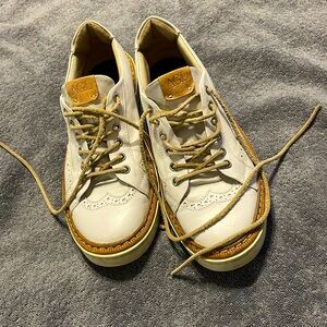 AGL Attilio Giusti Leombruni - Women’s White Leather Sneaker, sz EUR 37.5, US 7